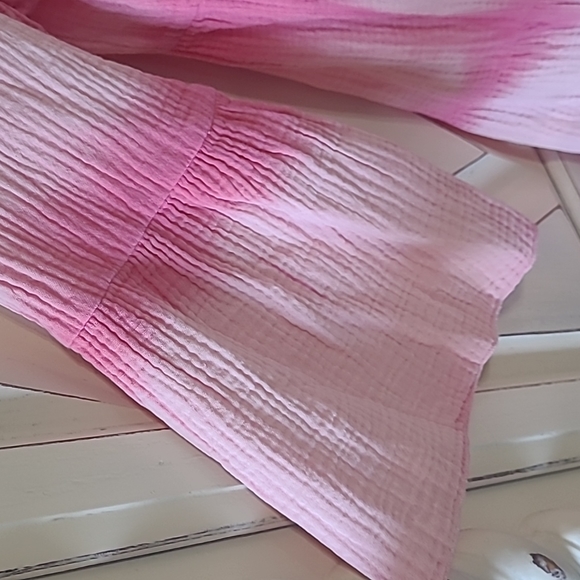 NWT Generous Small Pink Tunic Gauze Style Material - Picture 3 of 3